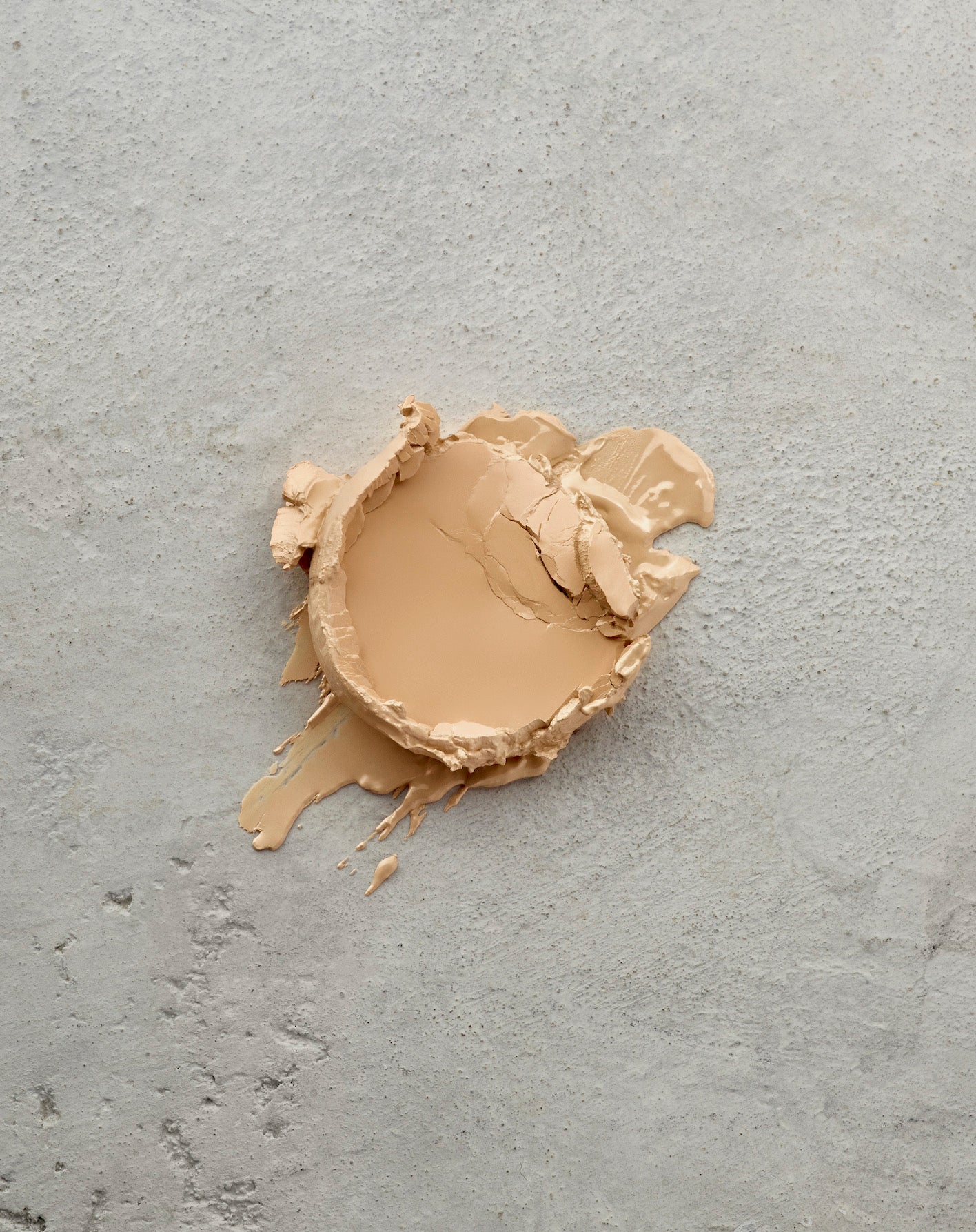 SUPER NOVA LAKE Essence Foundation Balm